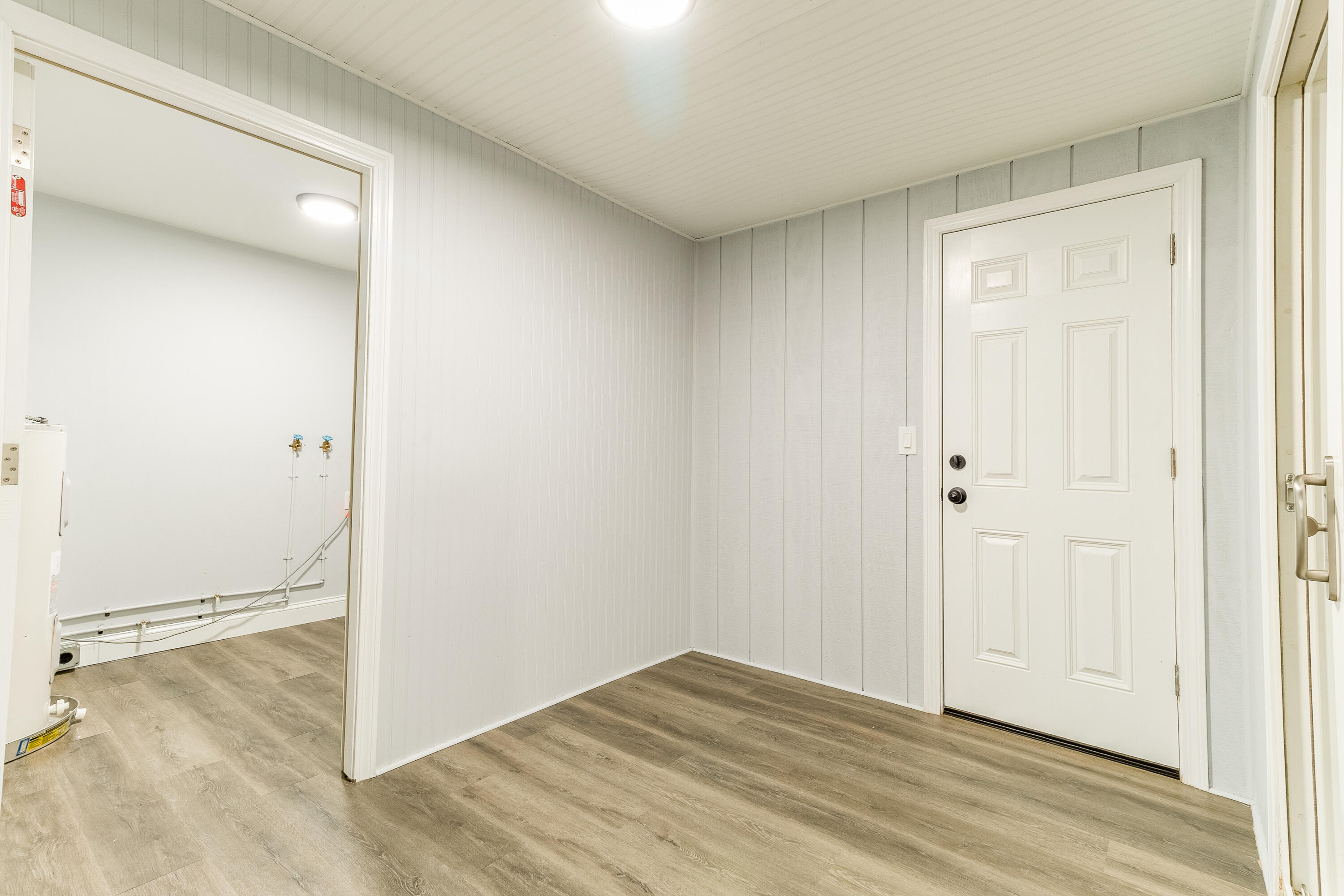 72 Glen Road Hyannis, MA 02601 - Photo 15 of 17 72 Glen-25