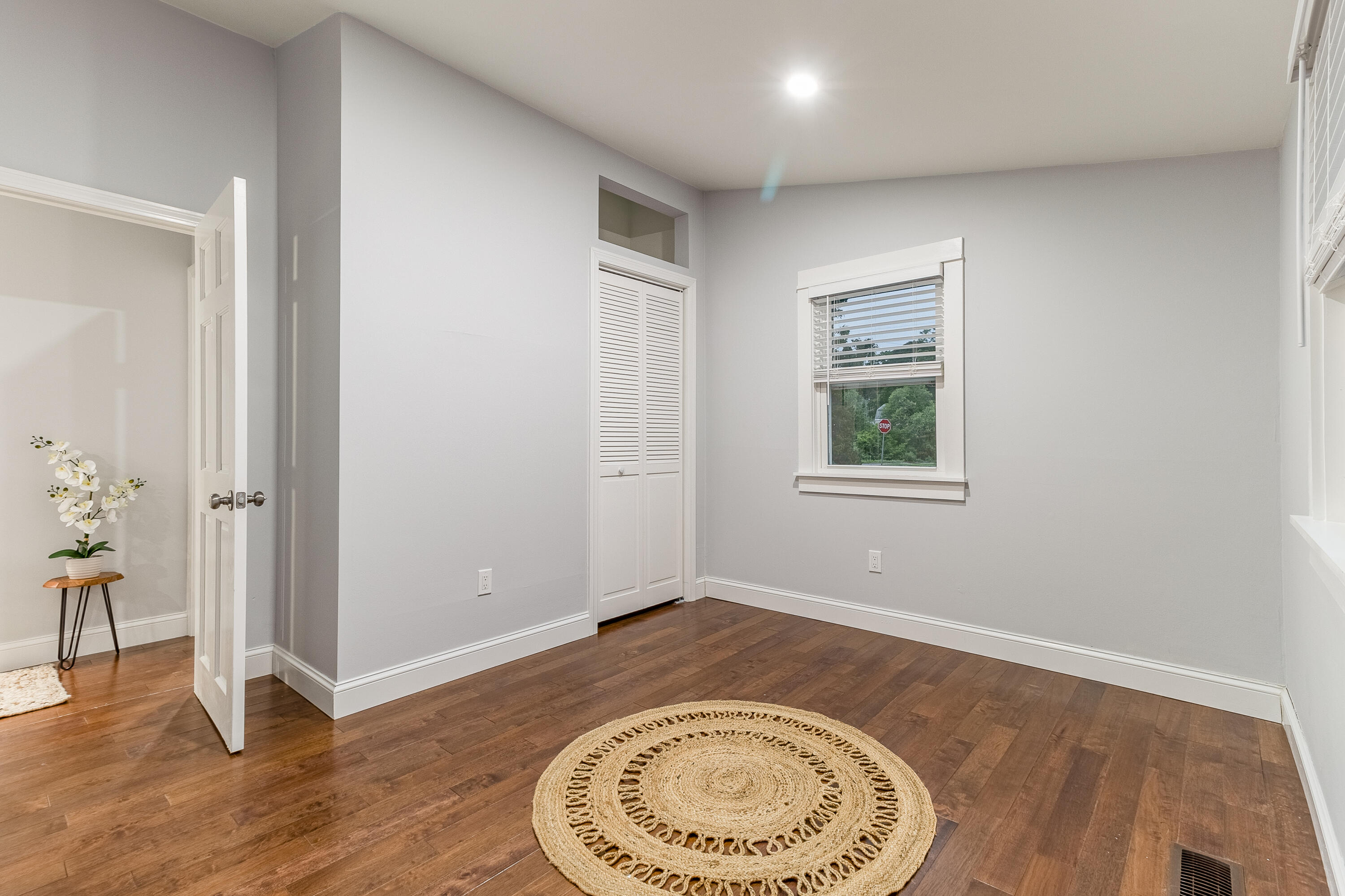 72 Glen Road Hyannis, MA 02601 - Photo 10 of 17 72 Glen-22