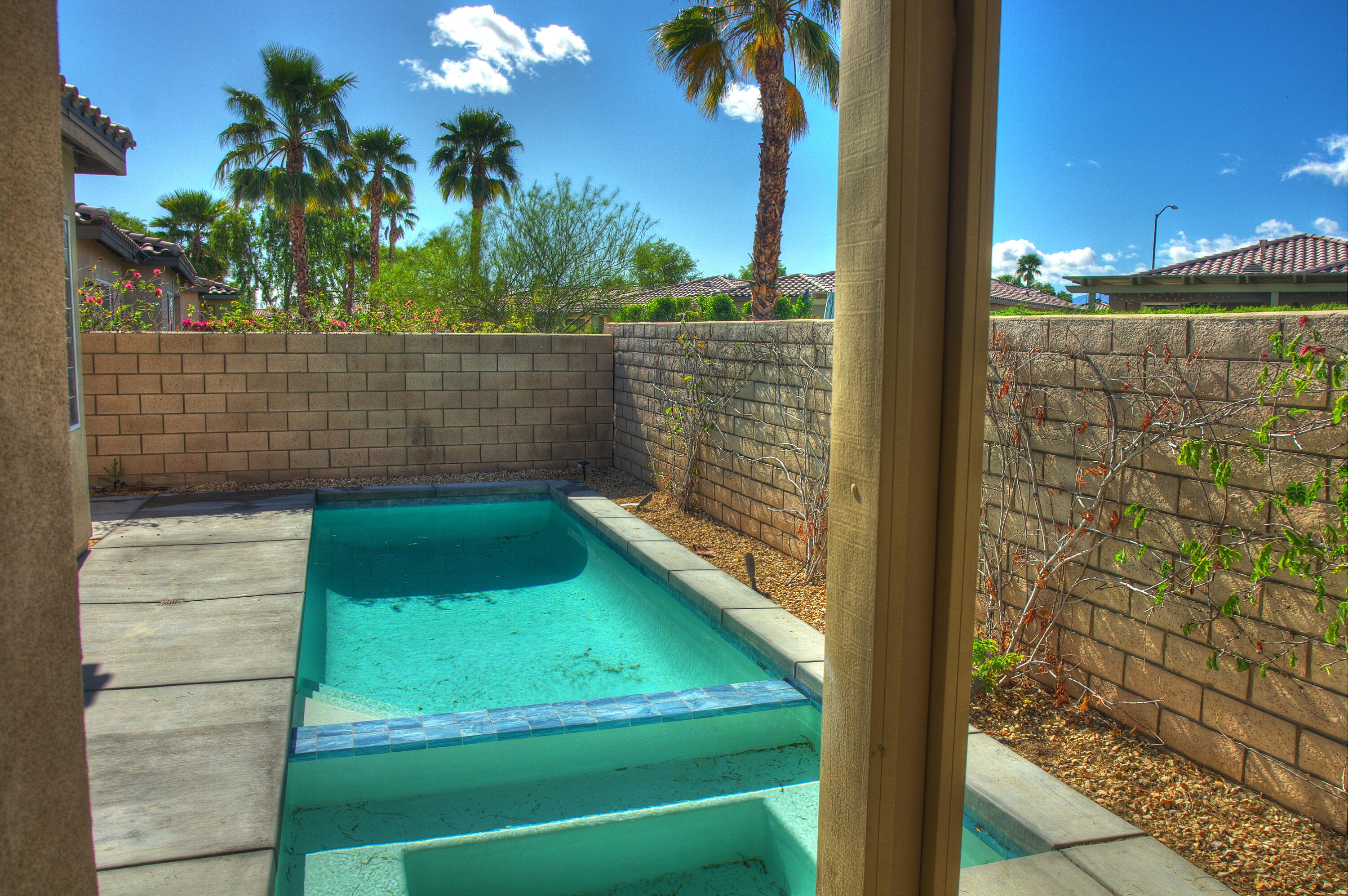 82053 Cochran Drive Indio, CA 92201 - Photo 32 of 38 a bathroom with a shower