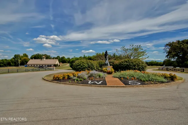 $799,000 | 380 Morning Dove Drive, Vonore, TN 37885