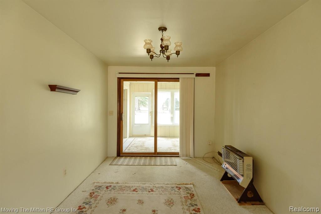 14185 Farm Road Belleville, MI 48111 - Photo 19 of 54