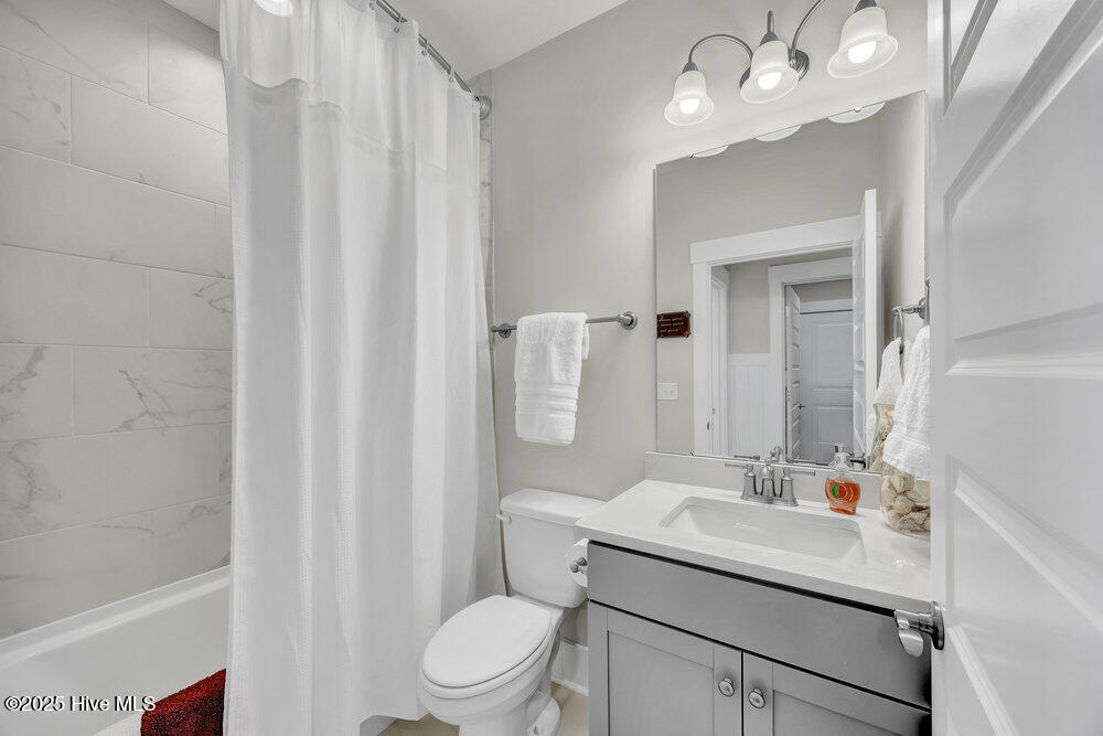 1032 Snowden Road Wilmington, NC 28412 - Photo 42 of 54 3rd Bath room...