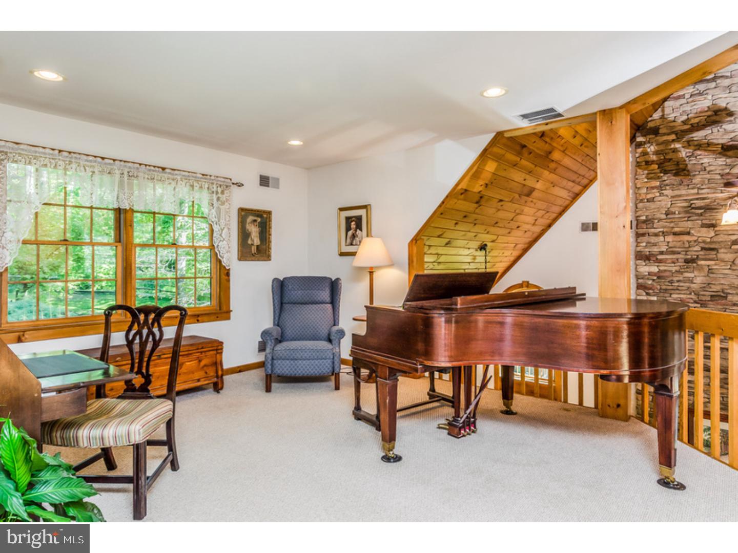 60 Pine Hill Road Stockton, NJ 08559 - Photo 12 of 20 Loft