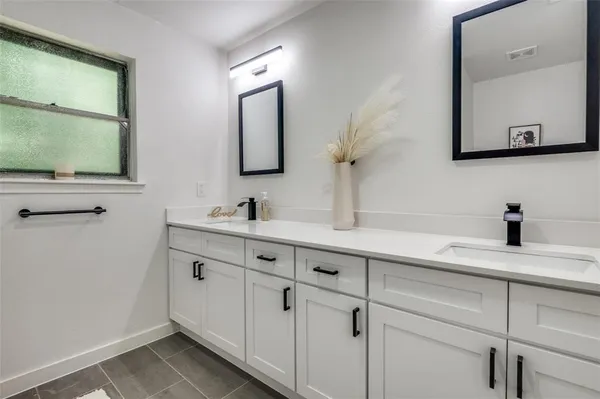 $355,000 | 5921 Spring Glen Drive, Dallas, TX 75232