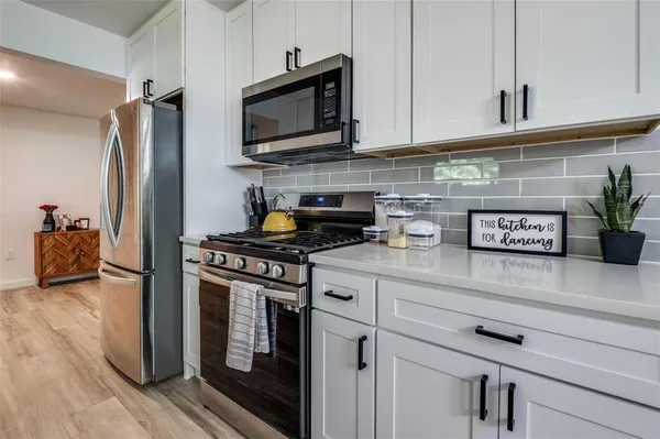 $355,000 | 5921 Spring Glen Drive, Dallas, TX 75232