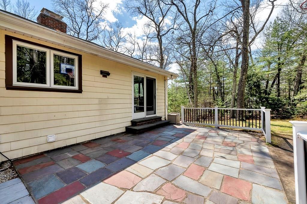 90 Crooked Spring Road Chelmsford, MA 01863 - Photo 24 of 30