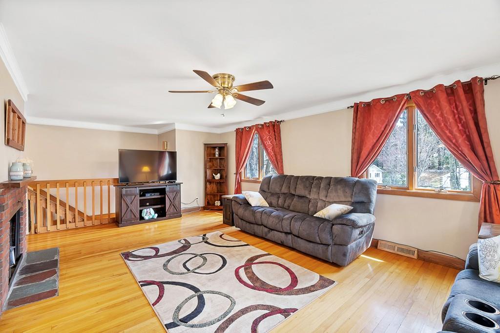 90 Crooked Spring Road Chelmsford, MA 01863 - Photo 10 of 30