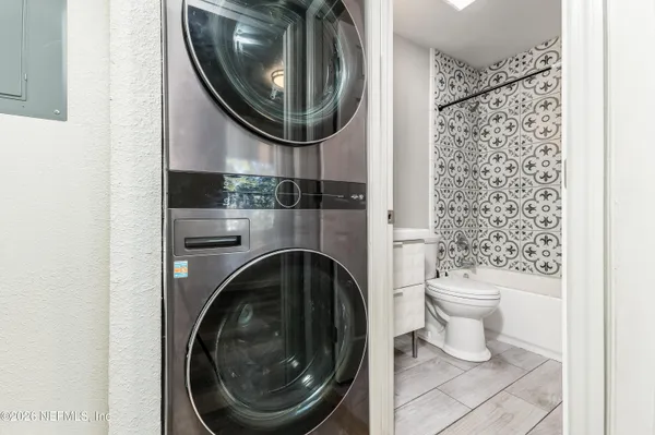 $1,100 | 231 East 16th Street, Unit 4, Jacksonville, FL 32206