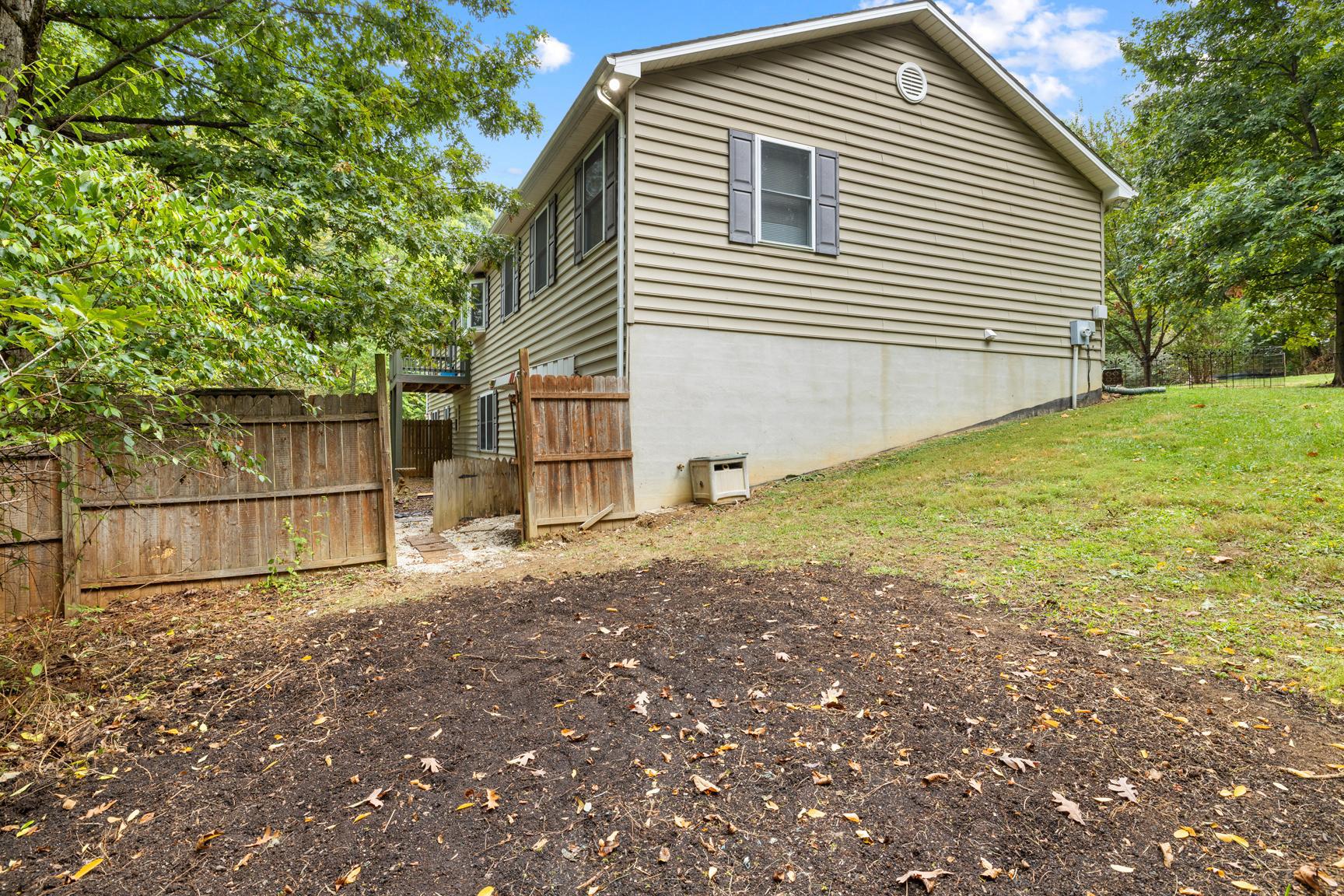 2891 Saumsville Road Maurertown, VA 22644 - Photo 62 of 68 Exterior back yard