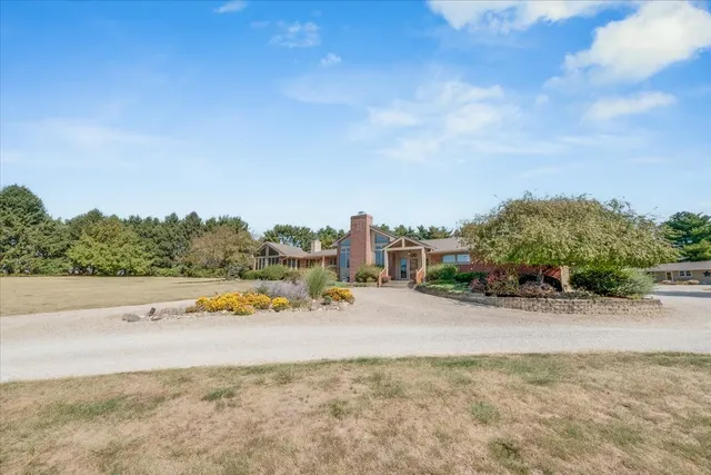 $925,000 | 804 Lincoln Street, Philo, IL 61864