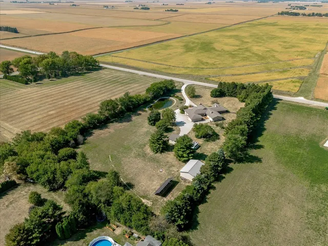 $925,000 | 804 Lincoln Street, Philo, IL 61864