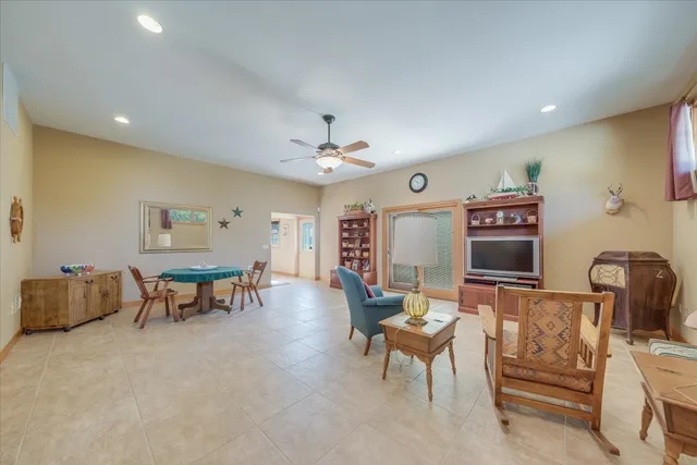 $925,000 | 804 Lincoln Street, Philo, IL 61864