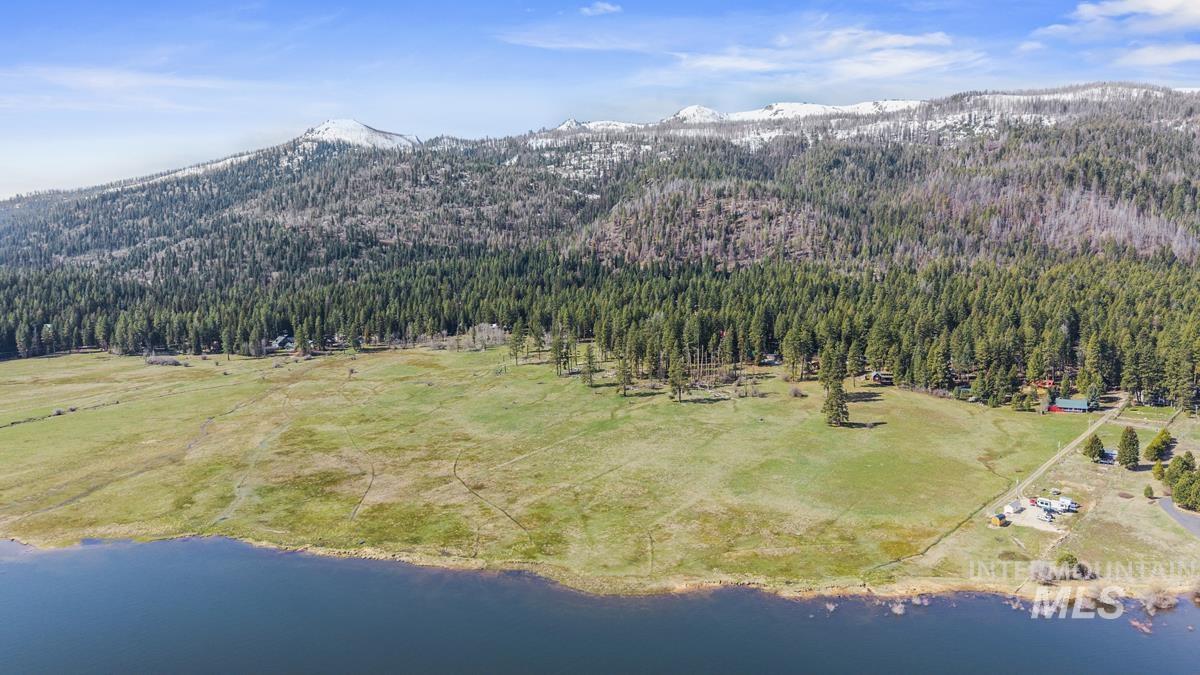 44 Pats Lane Cascade, ID 83611 - Photo 9 of 33
