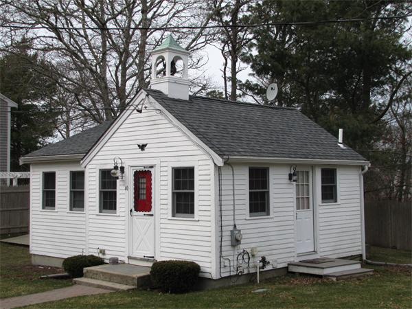 40 Bradford Road Yarmouth, MA 02673 - Photo 3 of 14