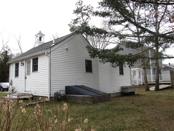 40 Bradford Road Yarmouth, MA 02673 - Photo 4 of 14