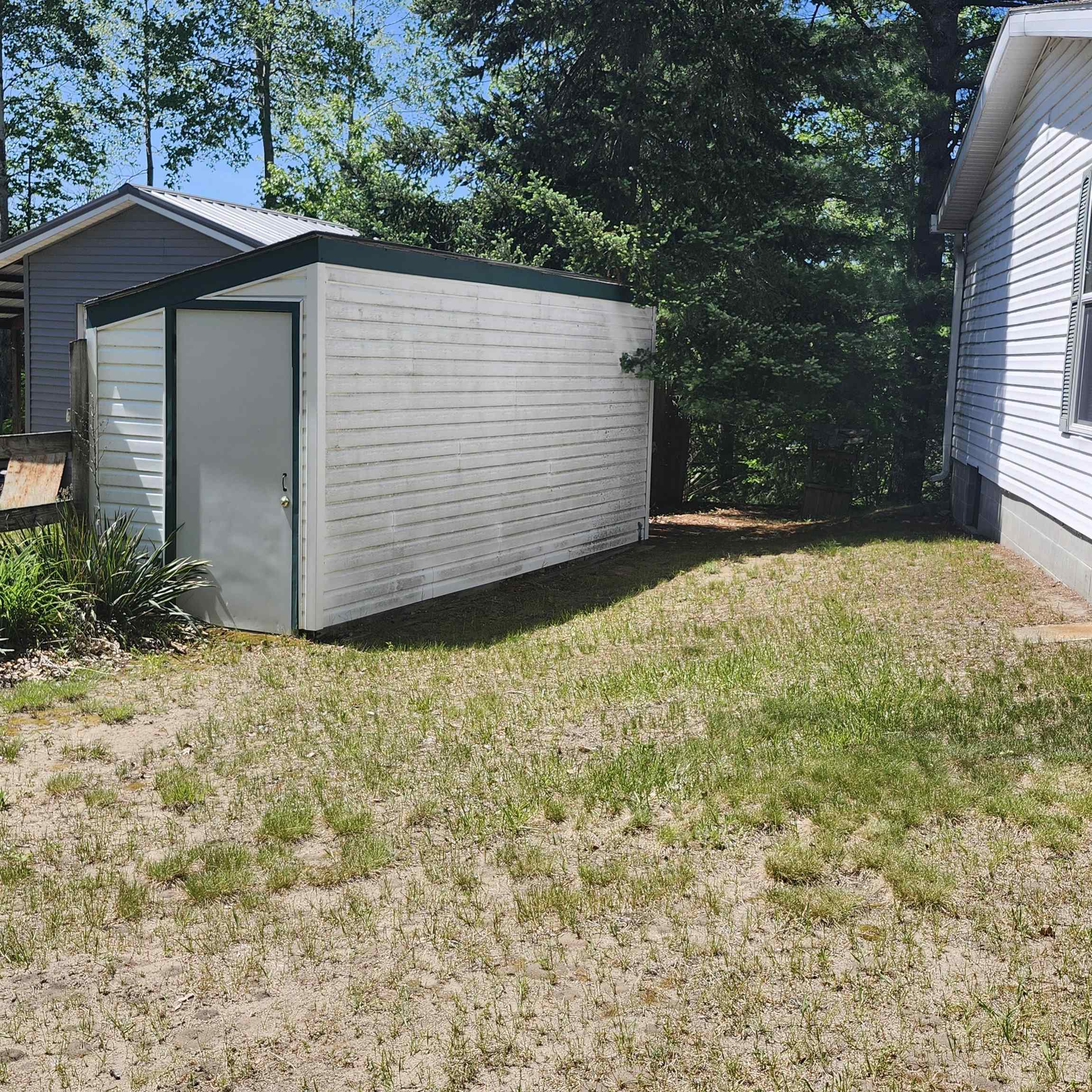 2310 South Whitney Beach Road Beaverton, MI 48612 - Photo 20 of 22