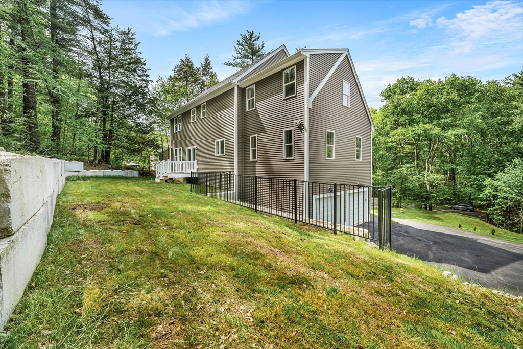 374 Brandy Brow Road Haverhill, MA 01830 - Photo 25 of 30