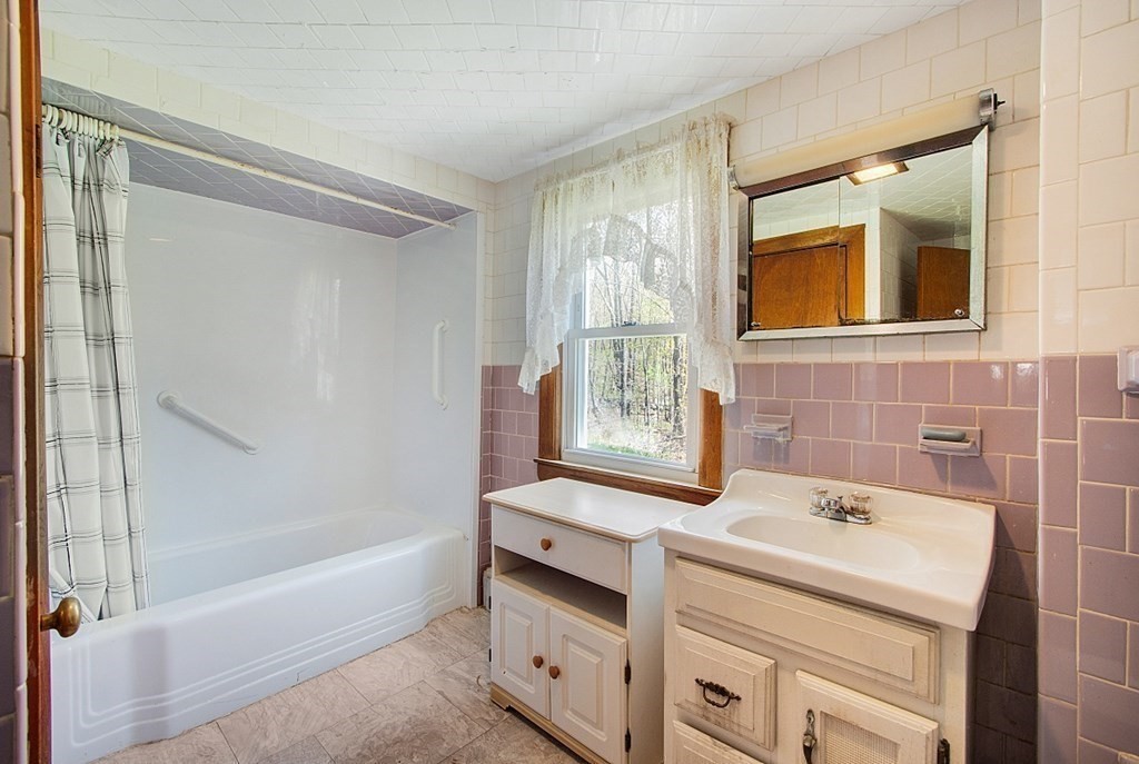 159 Jewell Hill Road Ashburnham, MA 01430 - Photo 17 of 41 Gallery Image 17