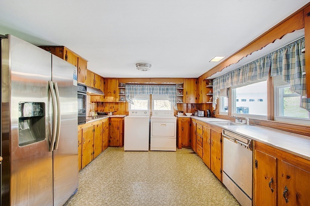 159 Jewell Hill Road Ashburnham, MA 01430 - Photo 8 of 41 Gallery Image 8