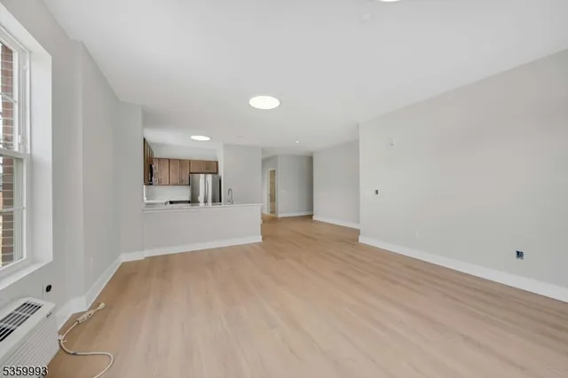 $2,888 | 1 Center Street, Unit 305, Clifton, NJ 07011