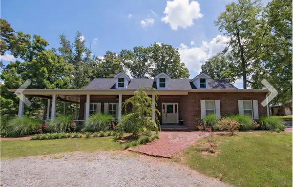 $777,000 | 2769 New Hall Road, Greenbrier, TN 37073