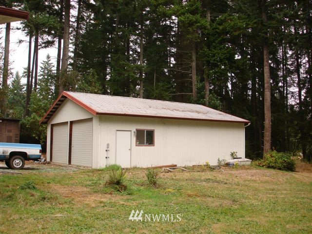 4521 Deer Lake Road Clinton, WA 98236 - Photo 5 of 15 Gallery Image 5