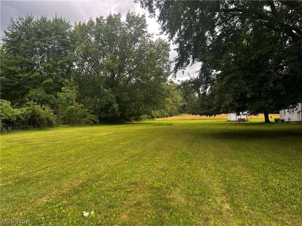 5742 Grove Road Clinton, OH 44216 - Photo 22 of 37 Great Garden Area