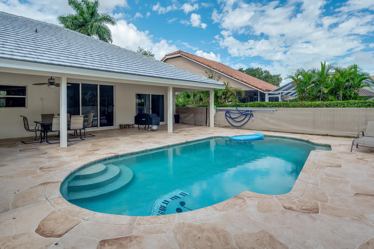 22264 Collington Drive Boca Raton, FL 33428 - Photo 30 of 36 Must See Property-large-029-024-Entertai