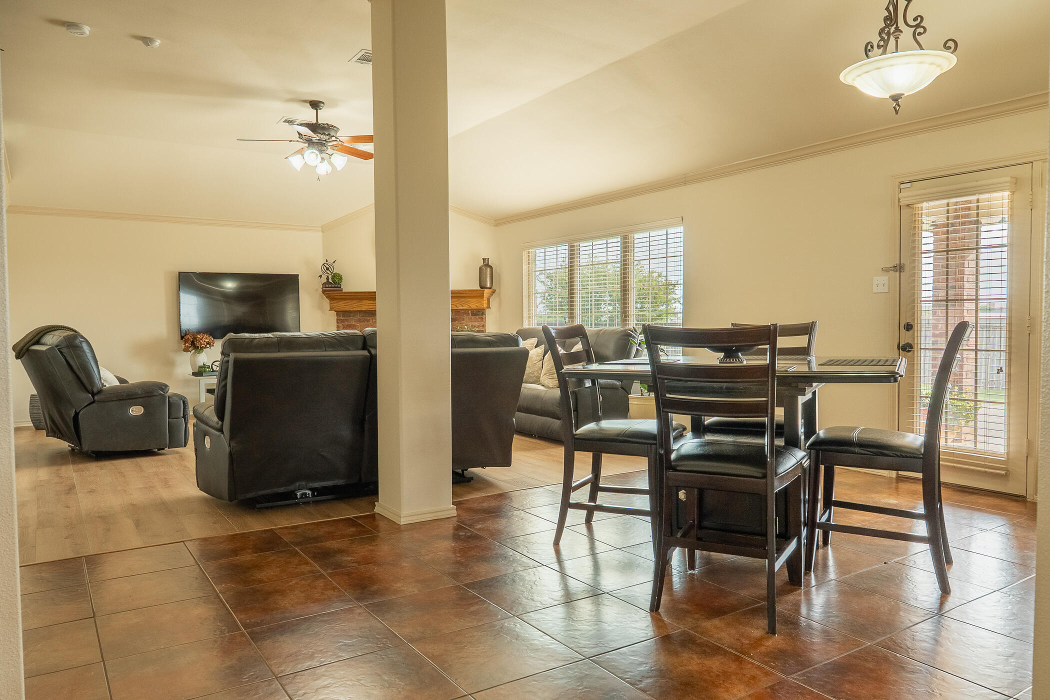 2102 Mesa Road Lubbock, TX 79403 - Photo 19 of 48 DSC04850-HDR