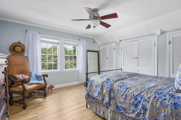 $1,265,000 | 181 School Street, Cotuit, MA 02635