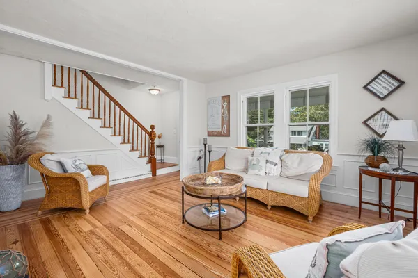 $1,265,000 | 181 School Street, Cotuit, MA 02635