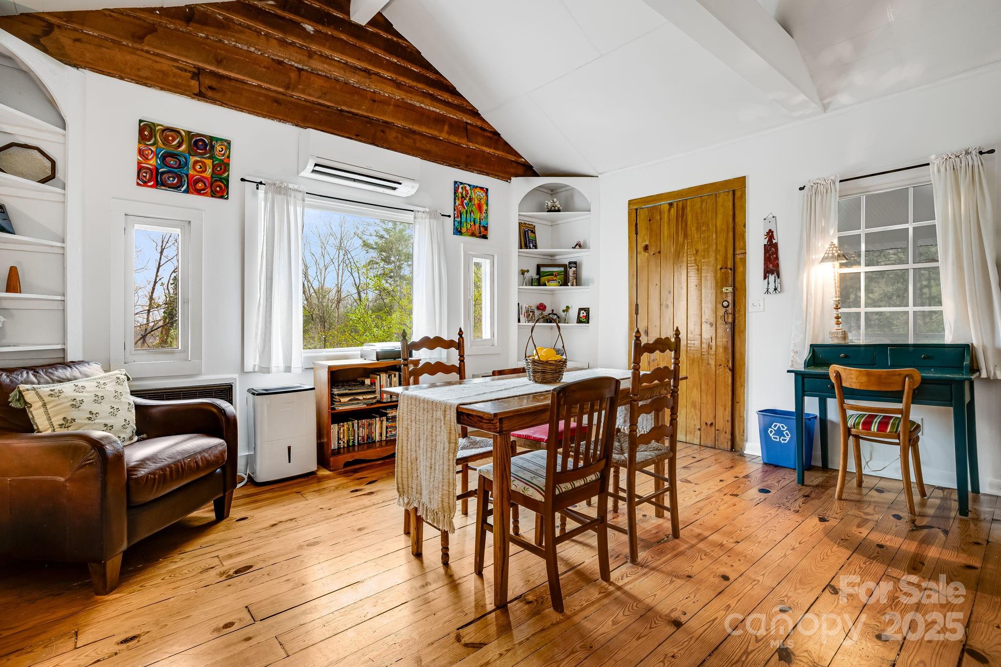 336-351 Colony Road Hendersonville, NC 28792 - Photo 29 of 41 Gallery Image 29