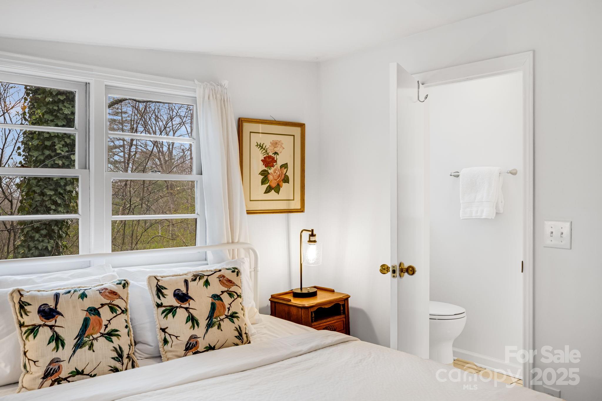 336-351 Colony Road Hendersonville, NC 28792 - Photo 35 of 41 Gallery Image 35