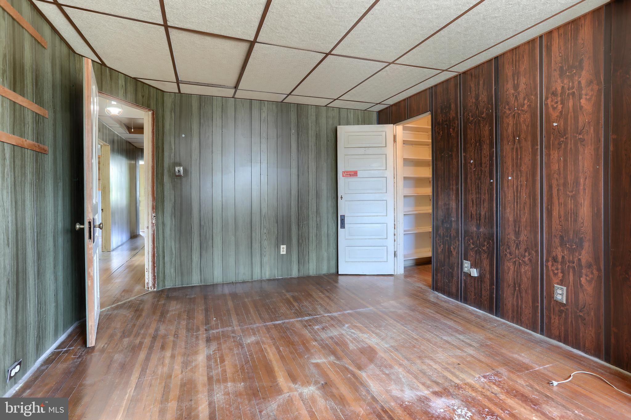 332 East Walnut Street Reading, PA 19607 - Photo 29 of 40 Bedroom 5