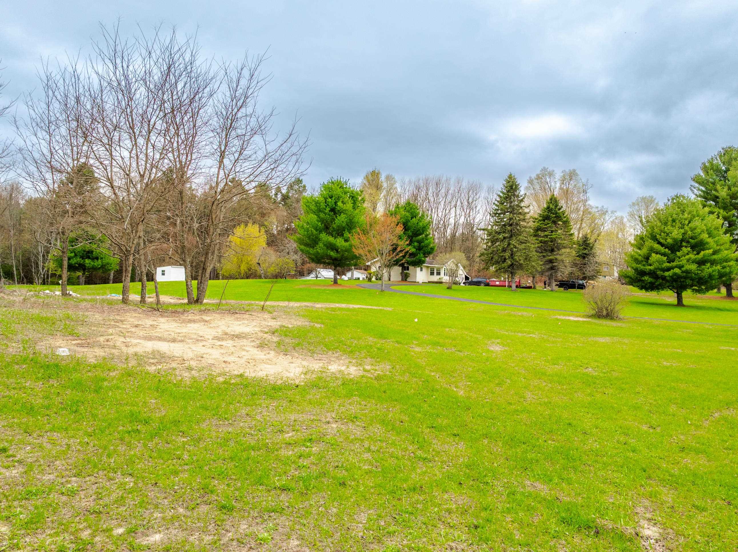 4935 East Boardman Road South Boardman, MI 49680 - Photo 9 of 37