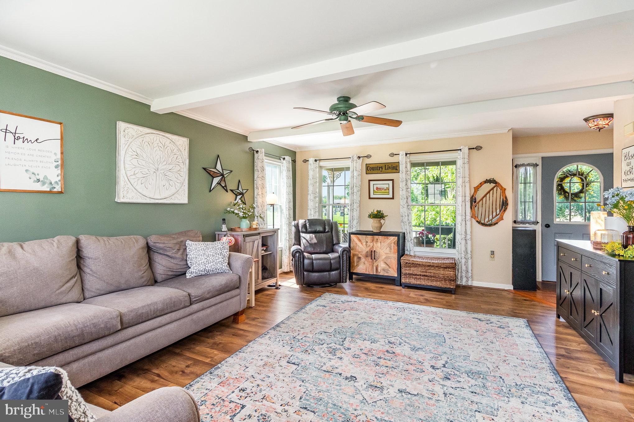 573 Old Farm Road Palmyra, PA 17078 - Photo 5 of 36 Gallery Image 5