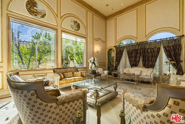 $6,295,000 | 2716 Casiano Road, Los Angeles, CA 90077