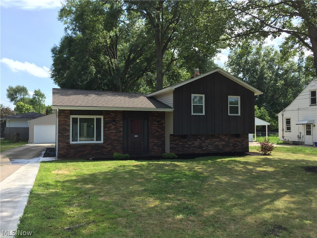 24521 Maple Ridge Road North Olmsted, OH 44070 - Photo 1 of 11 Gallery Image 1
