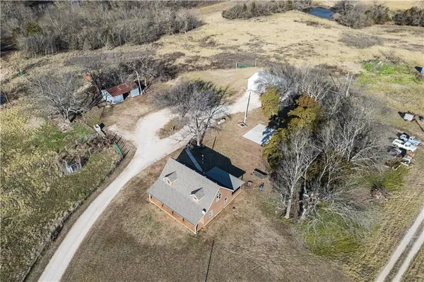 $329,999 | 5976 Pratt Road, Neodesha, KS 66757
