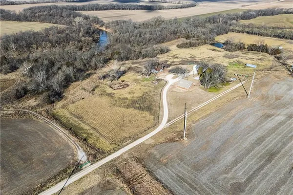 $329,999 | 5976 Pratt Road, Neodesha, KS 66757