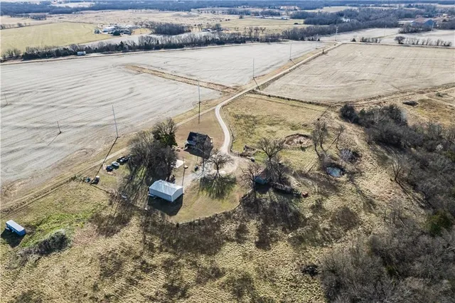 $340,000 | 5976 Pratt Road, Neodesha, KS 66757