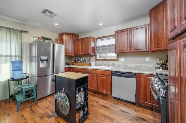 $329,999 | 5976 Pratt Road, Neodesha, KS 66757