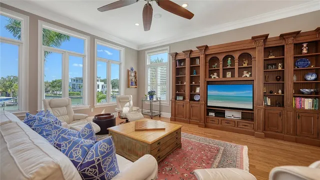 $4,300,000 | 975 Whitakers Lane, Sarasota, FL 34236