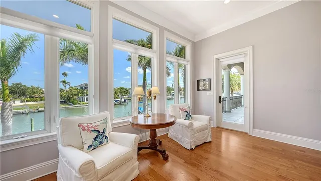 $4,300,000 | 975 Whitakers Lane, Sarasota, FL 34236