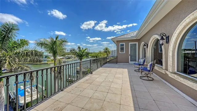 $4,300,000 | 975 Whitakers Lane, Sarasota, FL 34236