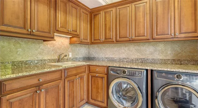 $4,300,000 | 975 Whitakers Lane, Sarasota, FL 34236