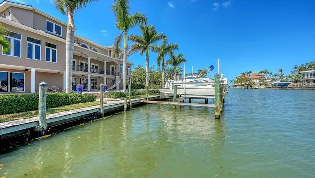 $4,300,000 | 975 Whitakers Lane, Sarasota, FL 34236