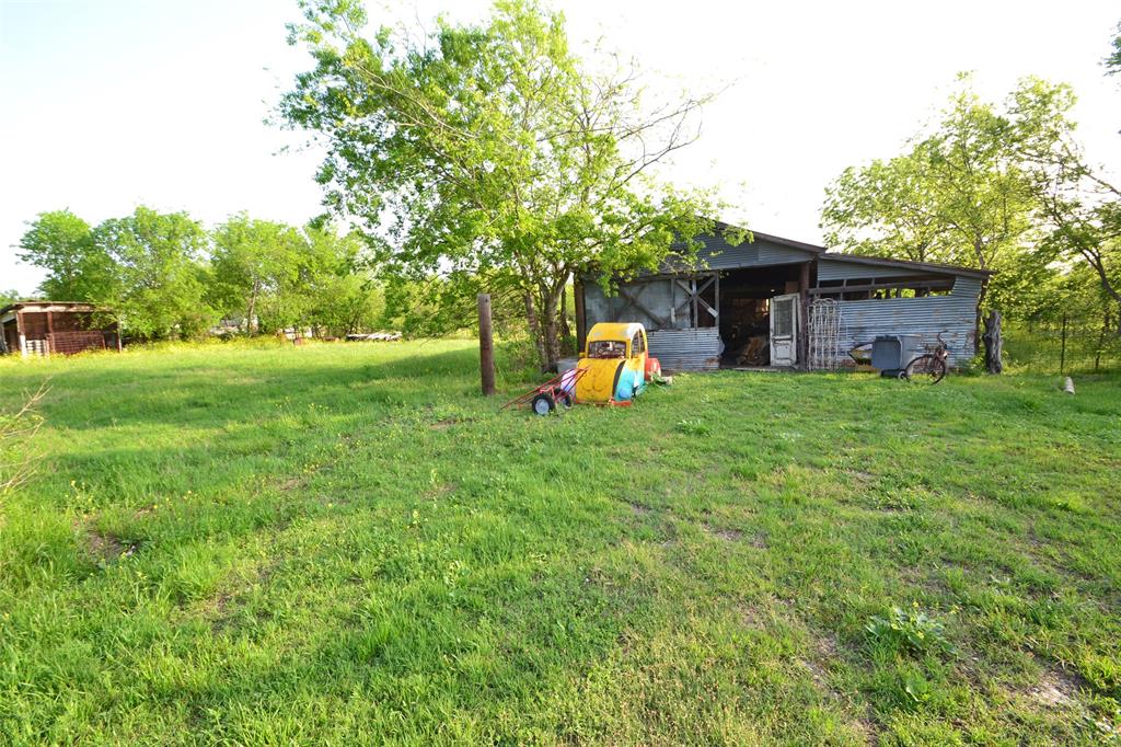 8802 Evelyn Road Buda, TX 78610 - Photo 7 of 11