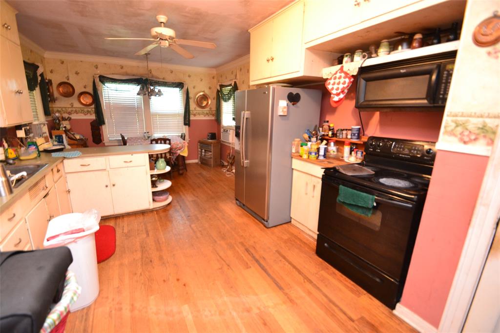 8802 Evelyn Road Buda, TX 78610 - Photo 9 of 11