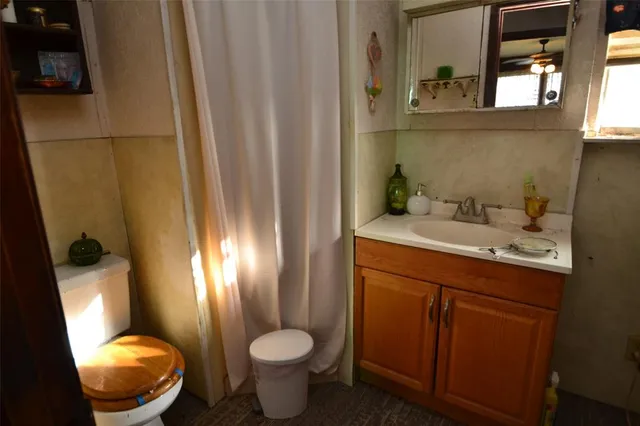 $2,250,000 | 8802 Evelyn Road, Buda, TX 78610